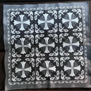 Chrome hearts handkerchief/ glasses wipe